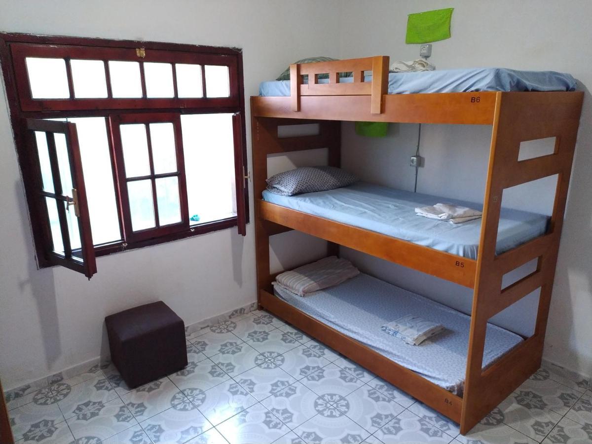 Pinegroove Hostel Vlora エクステリア 写真